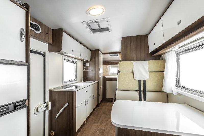 Campervan Joie De Camp Camping Bucureşti
